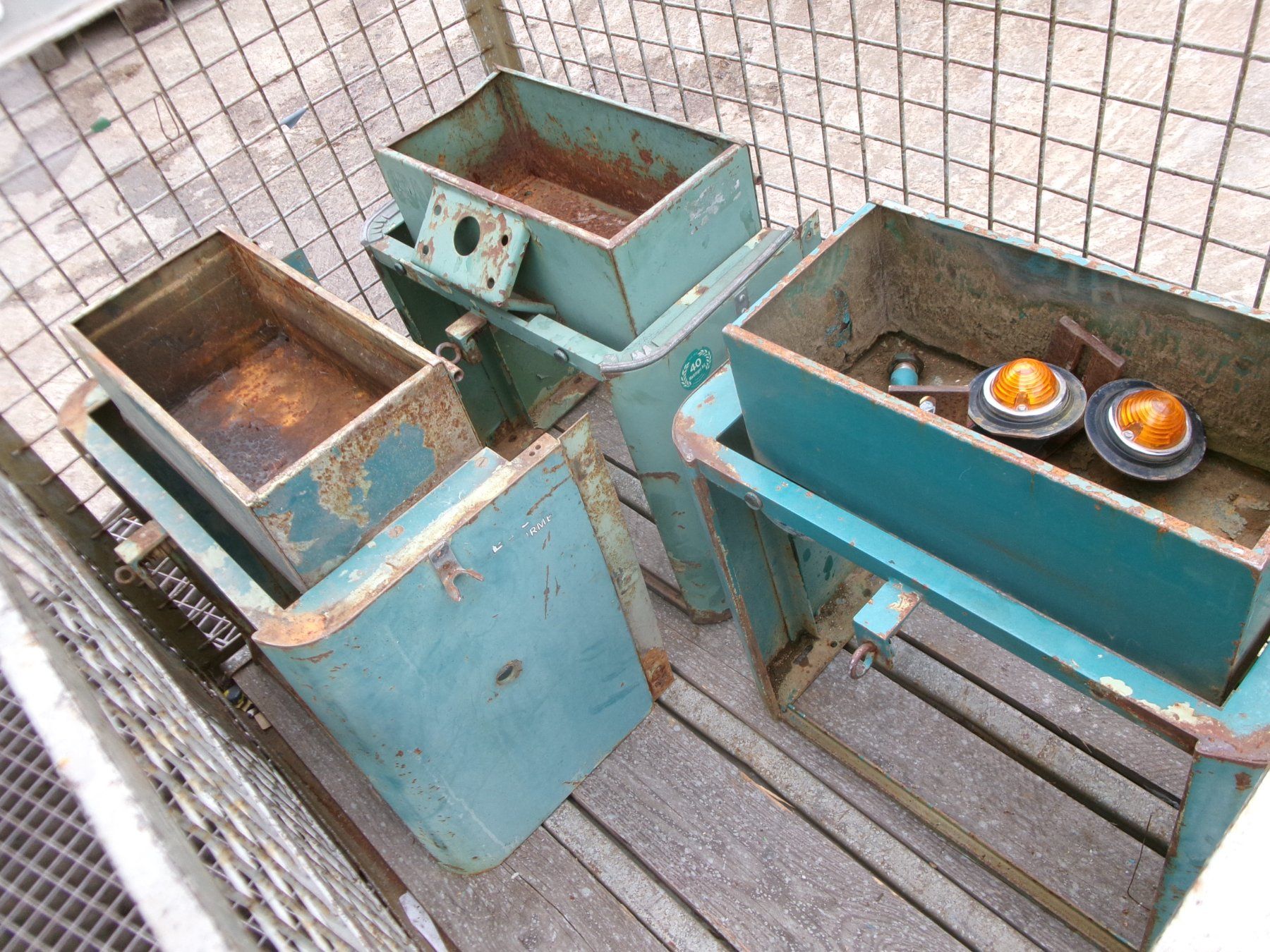 Bührer Trattori: Bührer -Traktoren  -  Kühler / Font – Usato da Eschenbach SG venduto da GM-29 2