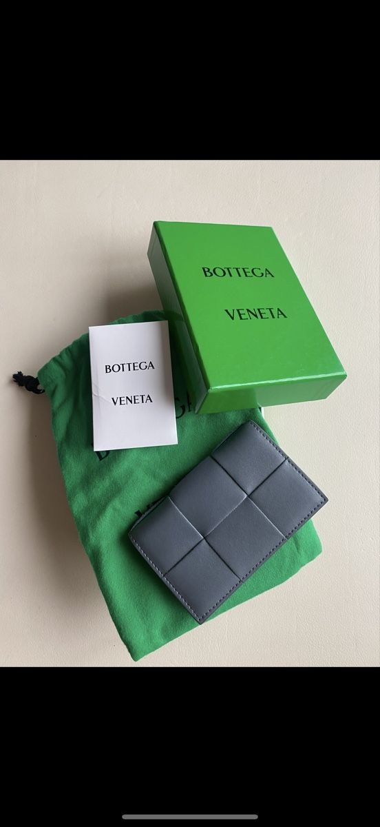 Bottega Veneta Portafogli: Bottega Veneta card holder – Nuovo e nell'imballaggio originale da Zollikon venduto da sba_5tf2