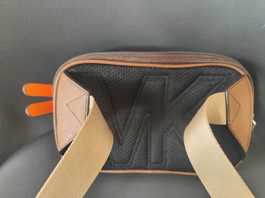 Borse da donna: Sac banane Mickael Kors – Usato da Bercher venduto da TBarra 4