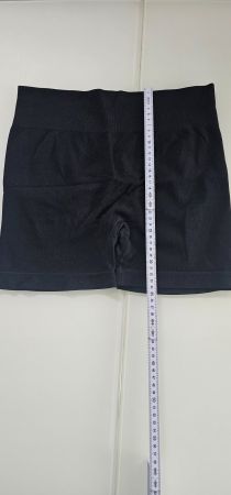 Schwarze Sportshorts, Gym Hotpants, Grösse L, Neu!