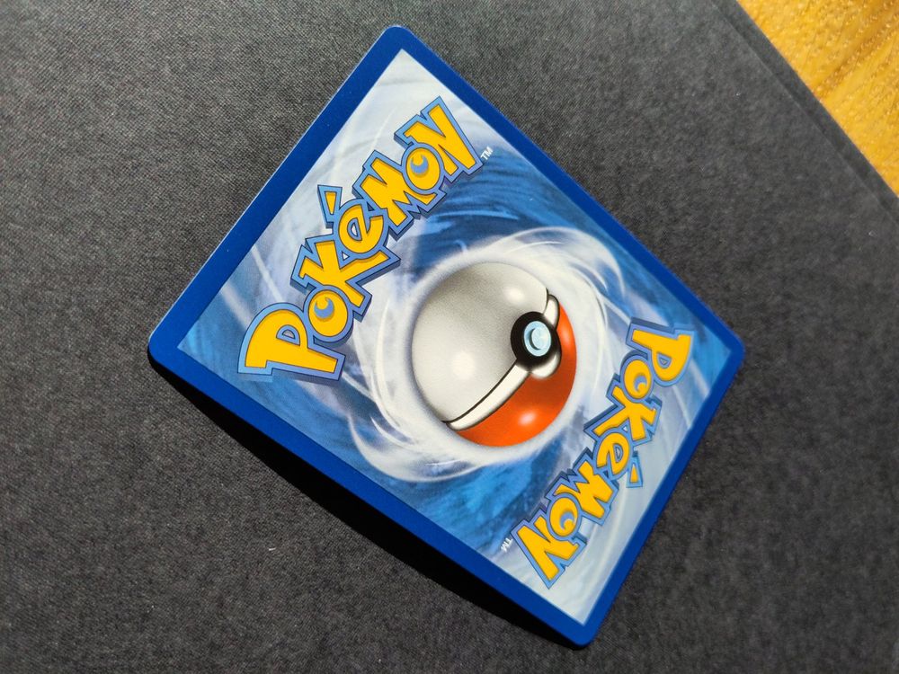 69/68 Secret Rare Holo Pokemon TCG: Rainbow Rare Moltres, Zapdos & Articuno  GX Tag Team Holo Card #69/68 - Lightly Played Rainbow Secret Rare Moltres  Zapdos Articuno