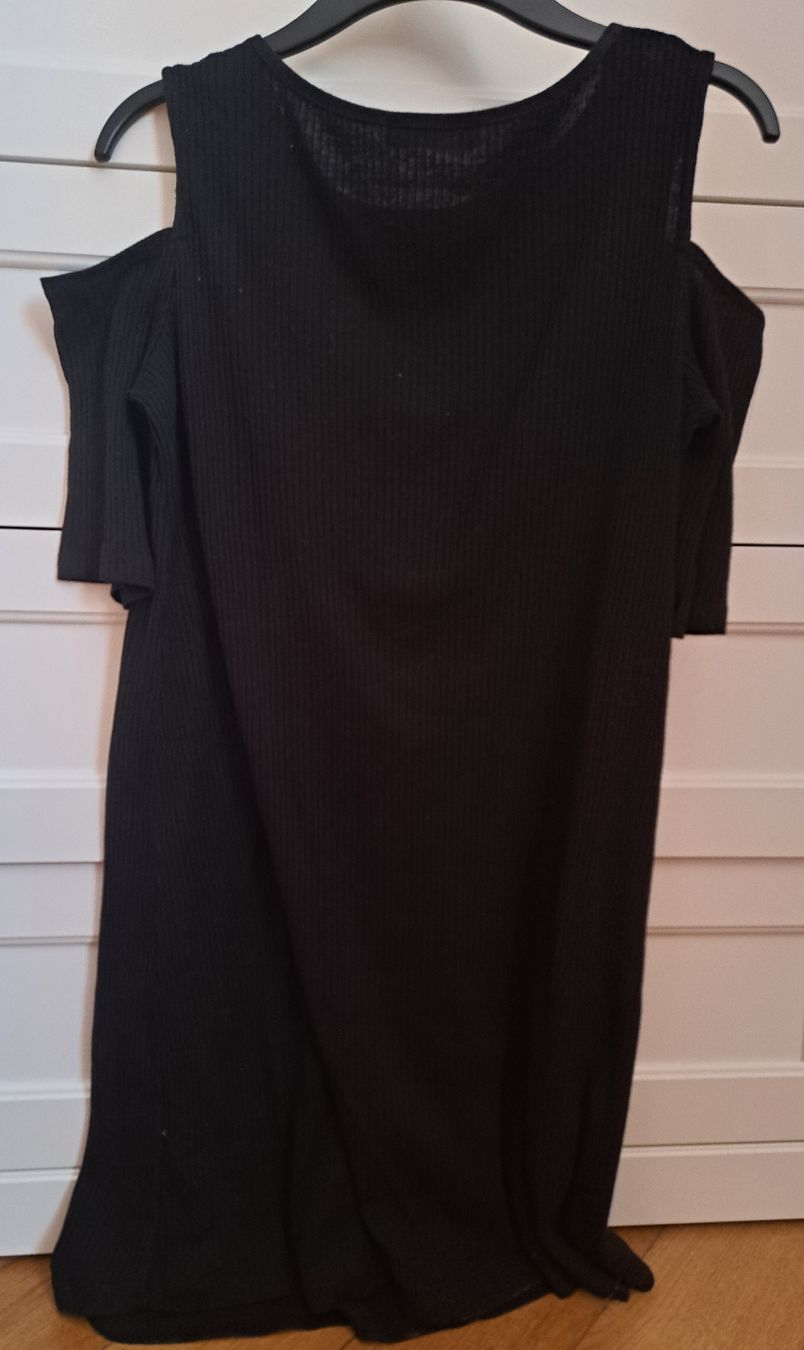 Mango Kleider: MANGO Kleid Grösse S mit Schulterausschnitt – Gebraucht aus Zürich von dph_r9t2 1
