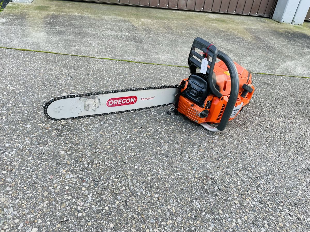 Husqvarna Scies: Motorsäge Husqvarna 372 XP – D'occasion à Würenlos par Shop_Shop