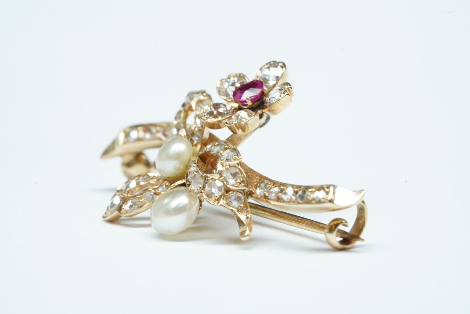 Spille & Fermagli: Blumen Brosche Antikschmuck – Usato da Bülach venduto da Re-Jewelled 2