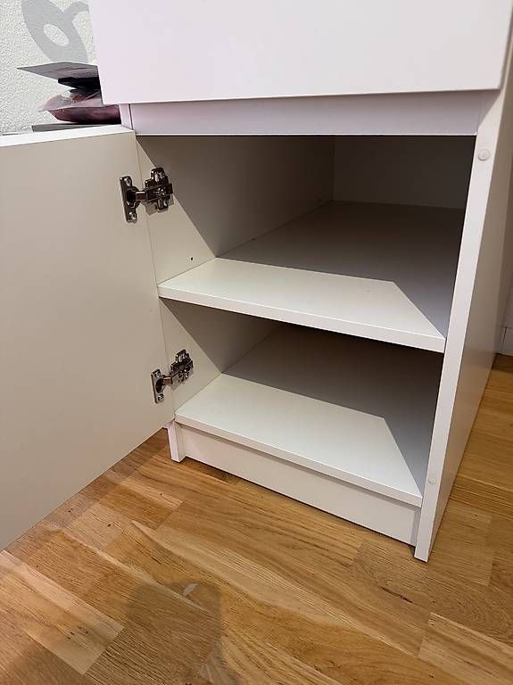 Schreibtische: Bürotisch – Gebraucht aus Amsoldingen von jan_98qm 2
