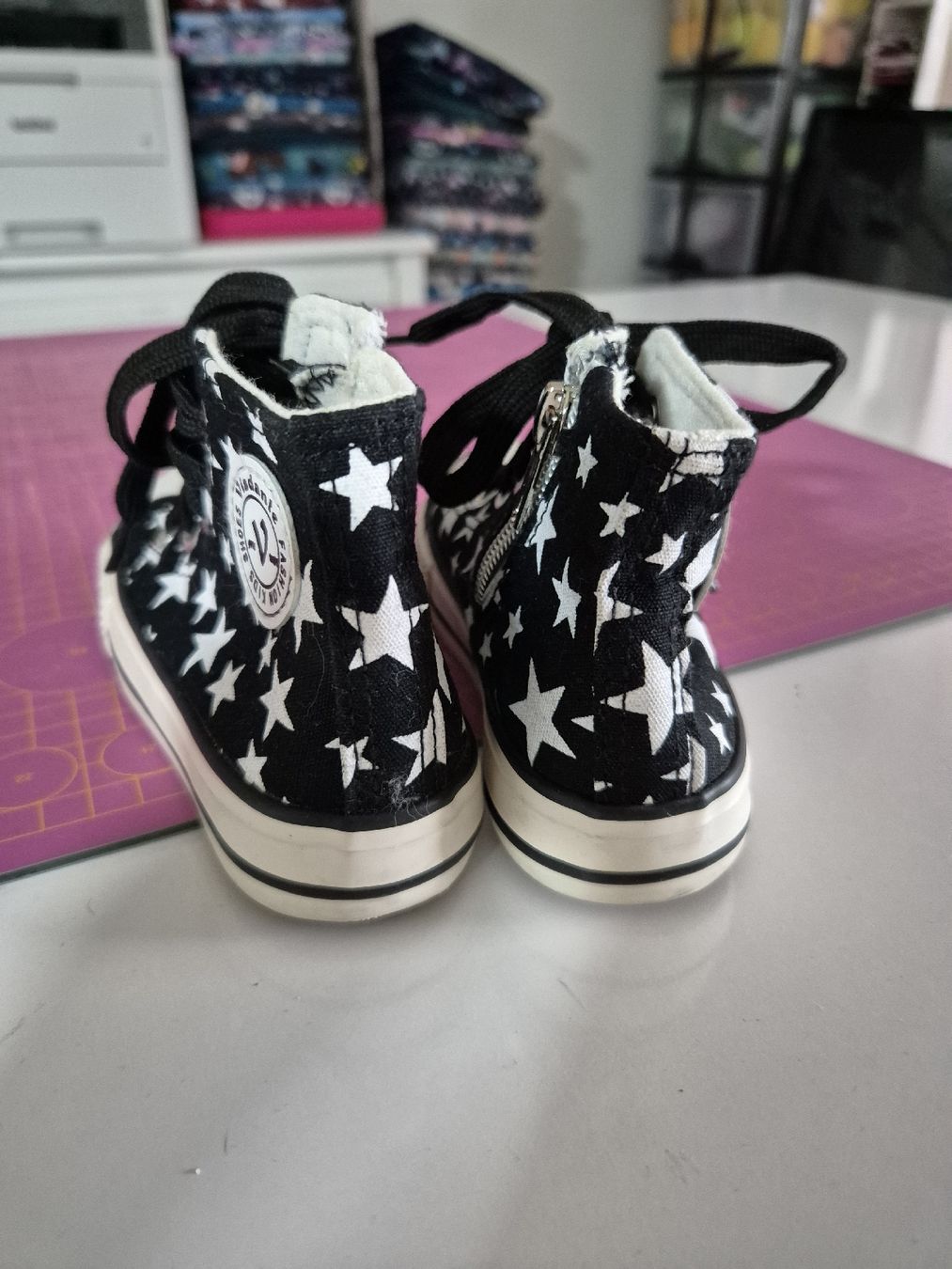 Scarpe per ragazzi: sneaker wie Converse Sterne 25 – Usato da Wynigen venduto da La_Talpa 2