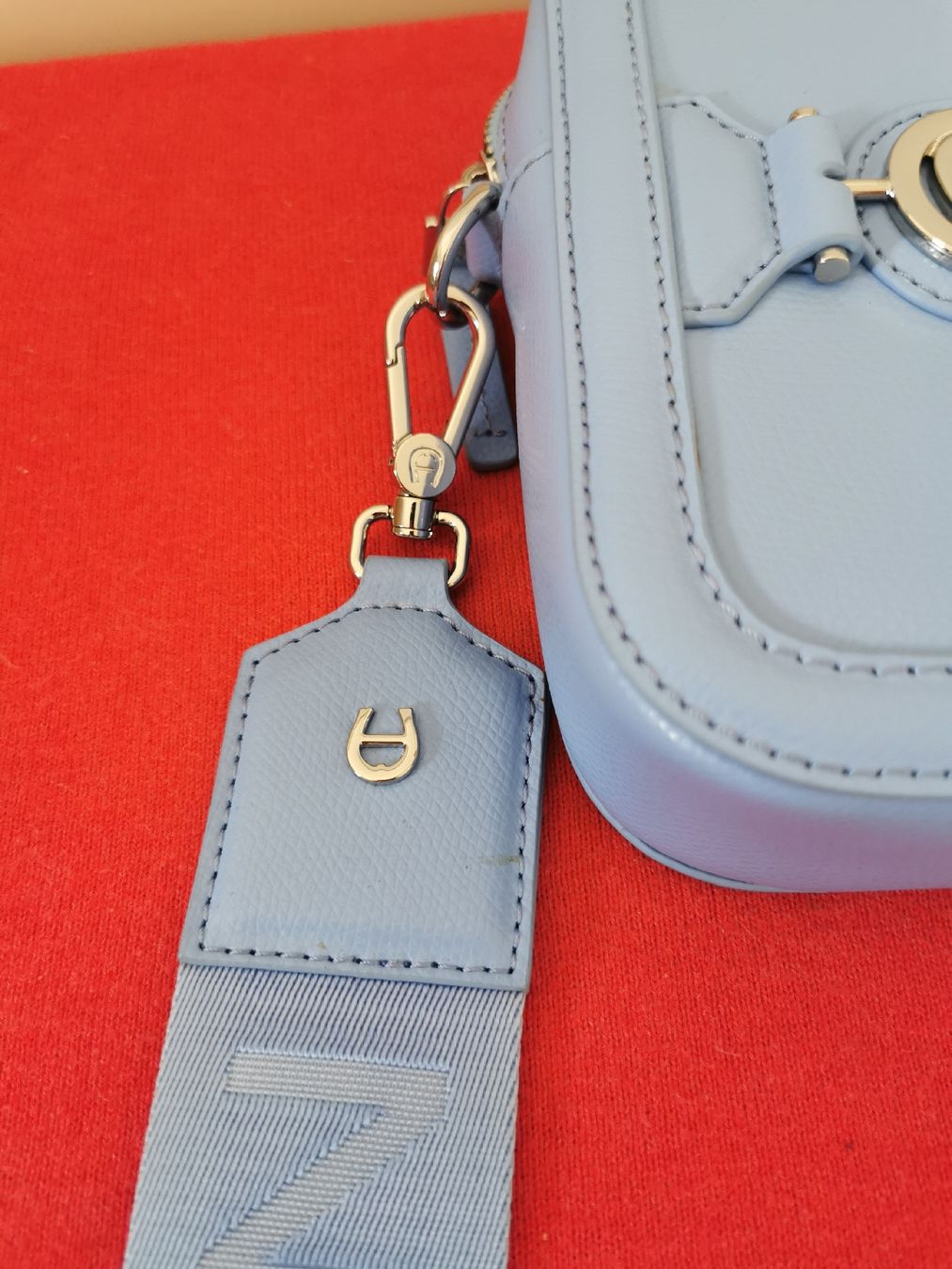 Aigner Borse da donna: Aigner Damen Tasche  – Nuovo e nell'imballaggio originale da Schlieren venduto da vlalif 3