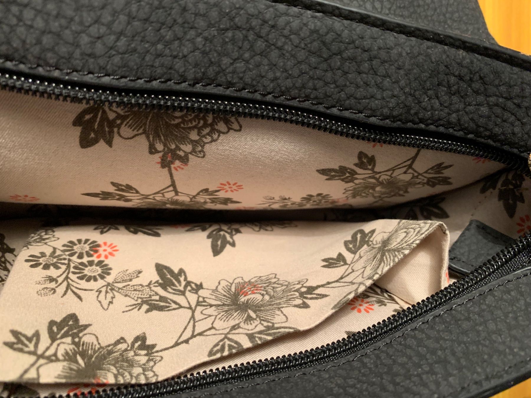 Taschen für Damen: Kunst-Ledertasche, Handtasche – Neu (gemäss Beschreibung) aus Steffisburg von smocky17 5