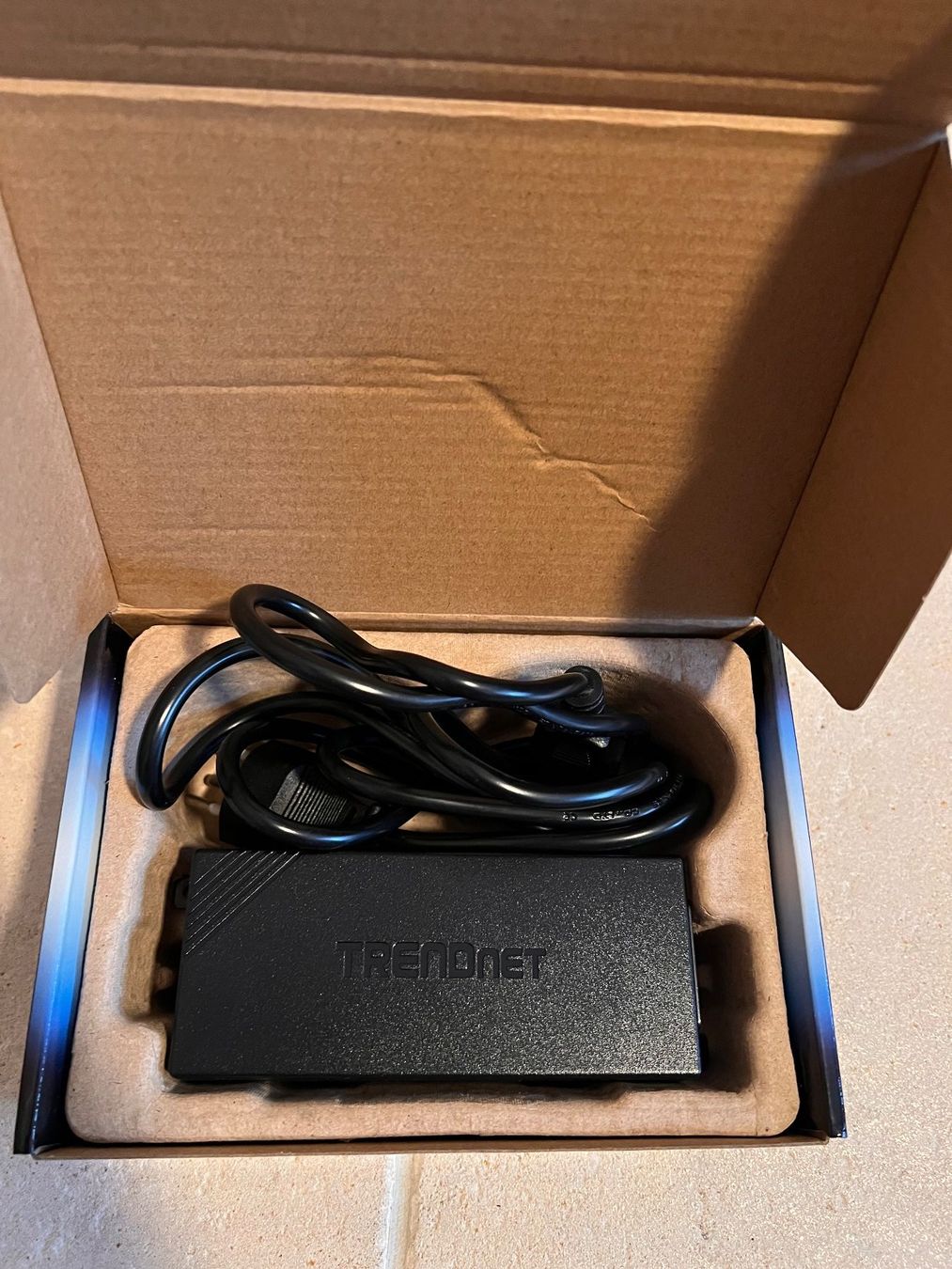 Trendnet Laufwerke & Adapter: Trendnet POE+ injector – Gebraucht aus Maur von luluki2407 1