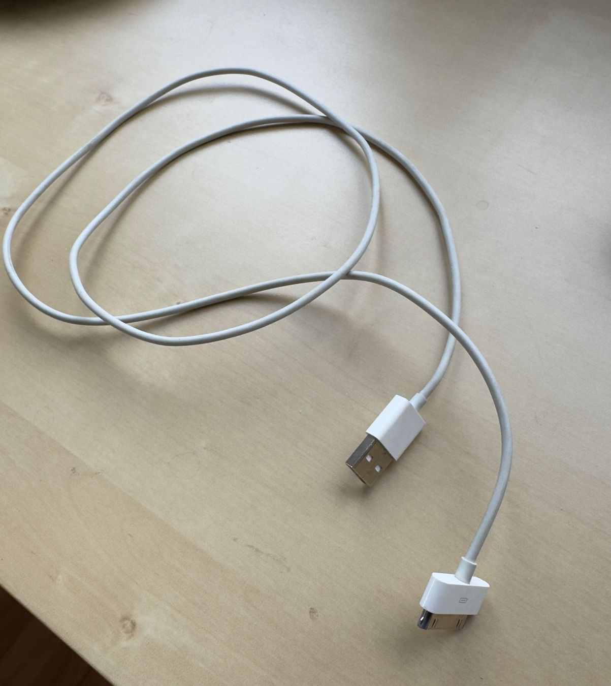 Apple Telefoni cellulari / Smartphones: iPhone 3GS + Ladekabel – Difettoso da Balsthal venduto da jan_SRT 4