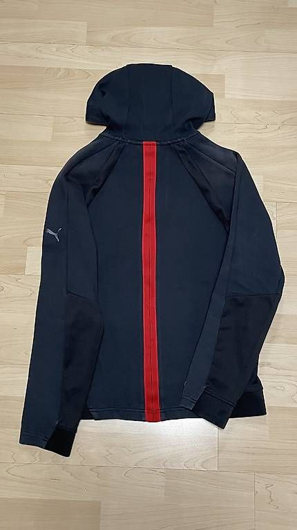 Puma Giacche: Puma Ferrari Sweatjacke S – Usato da Ostermundigen venduto da Flavio.2