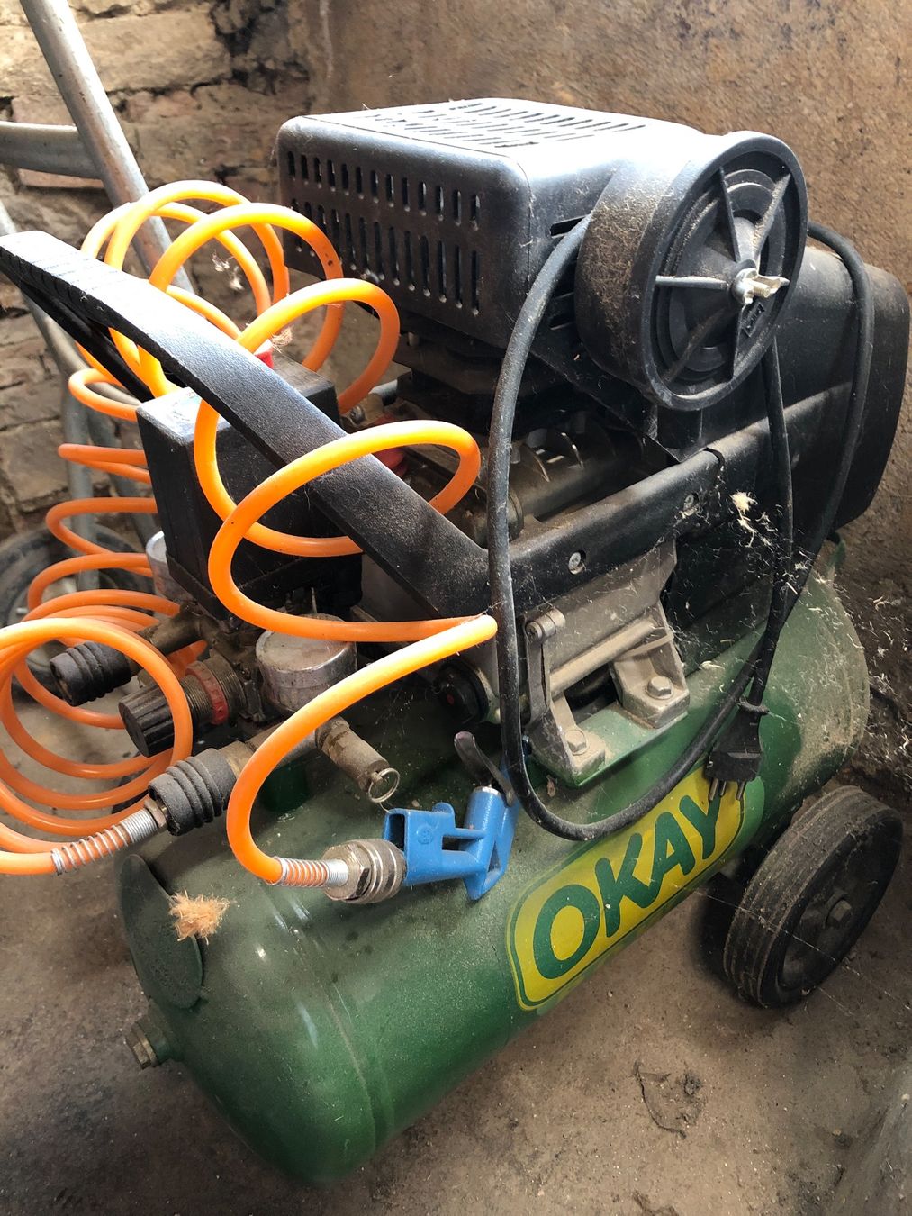 Compressori: Compresseur Okay Power – Usato da Valangin venduto da Melanosmelanos