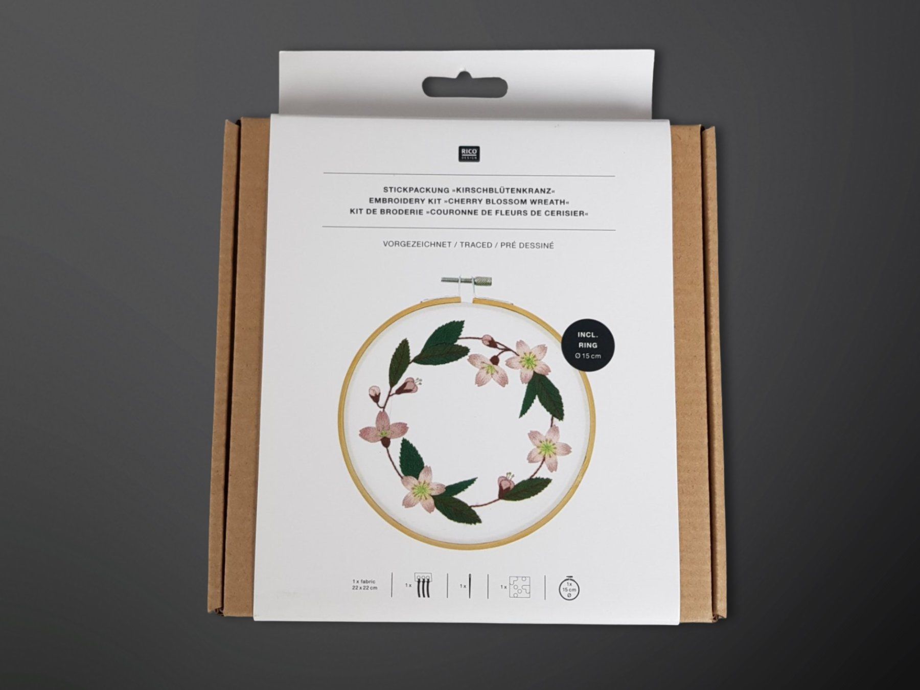 Kit bricolage: RICO Stickpackung Kirschblütenkranz – Nuovo (secondo la descrizione) da Suhr venduto da Restwert_Suhr 1