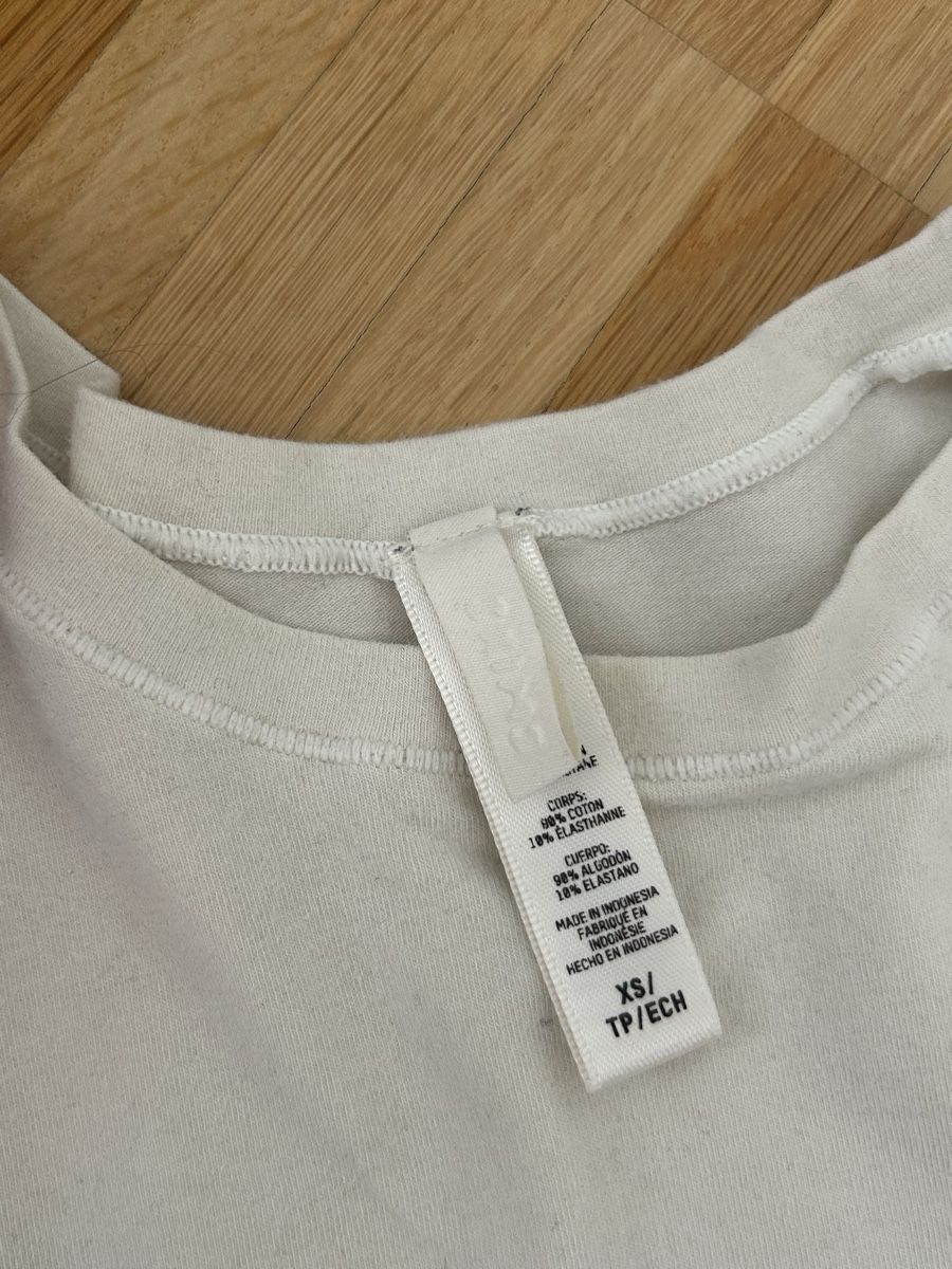 Skims Tops: SKIMS longsleeve XS – Gebraucht aus Basel von alinee_sophiee 1