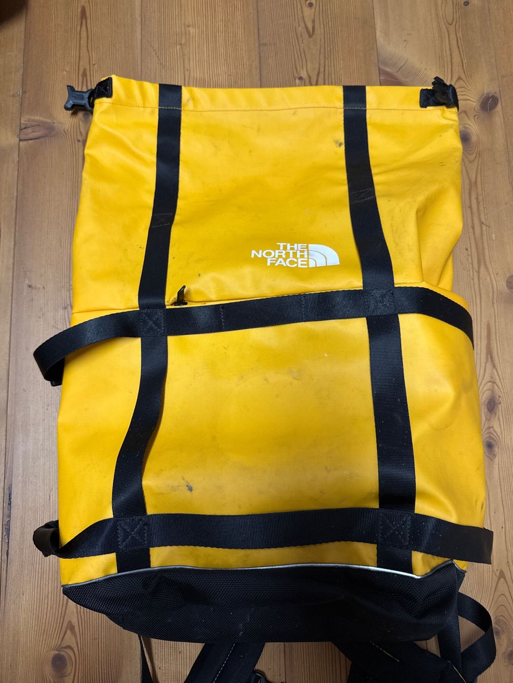 North Face Rucksäcke: North Face Rucksack – Gebraucht aus Schwarzenberg LU von SelimR01