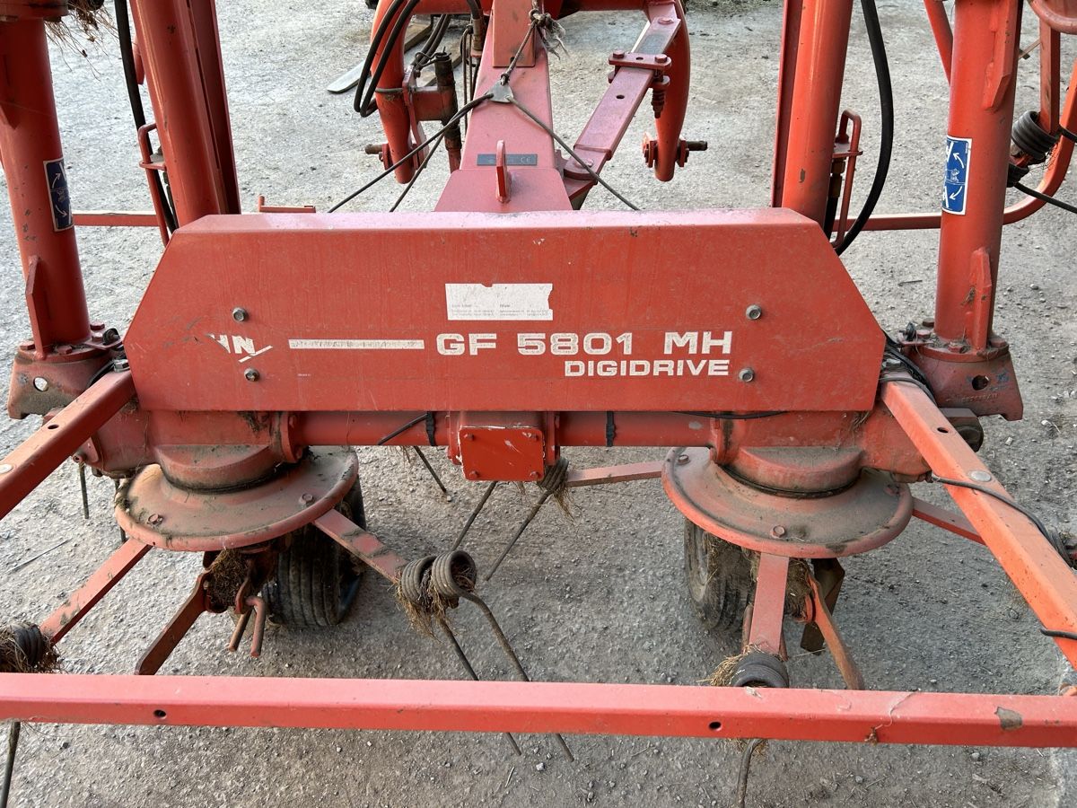 Alle Maschinen: Kuhn GF5801MH – Gebraucht aus Einsiedeln von mih_22tr 2