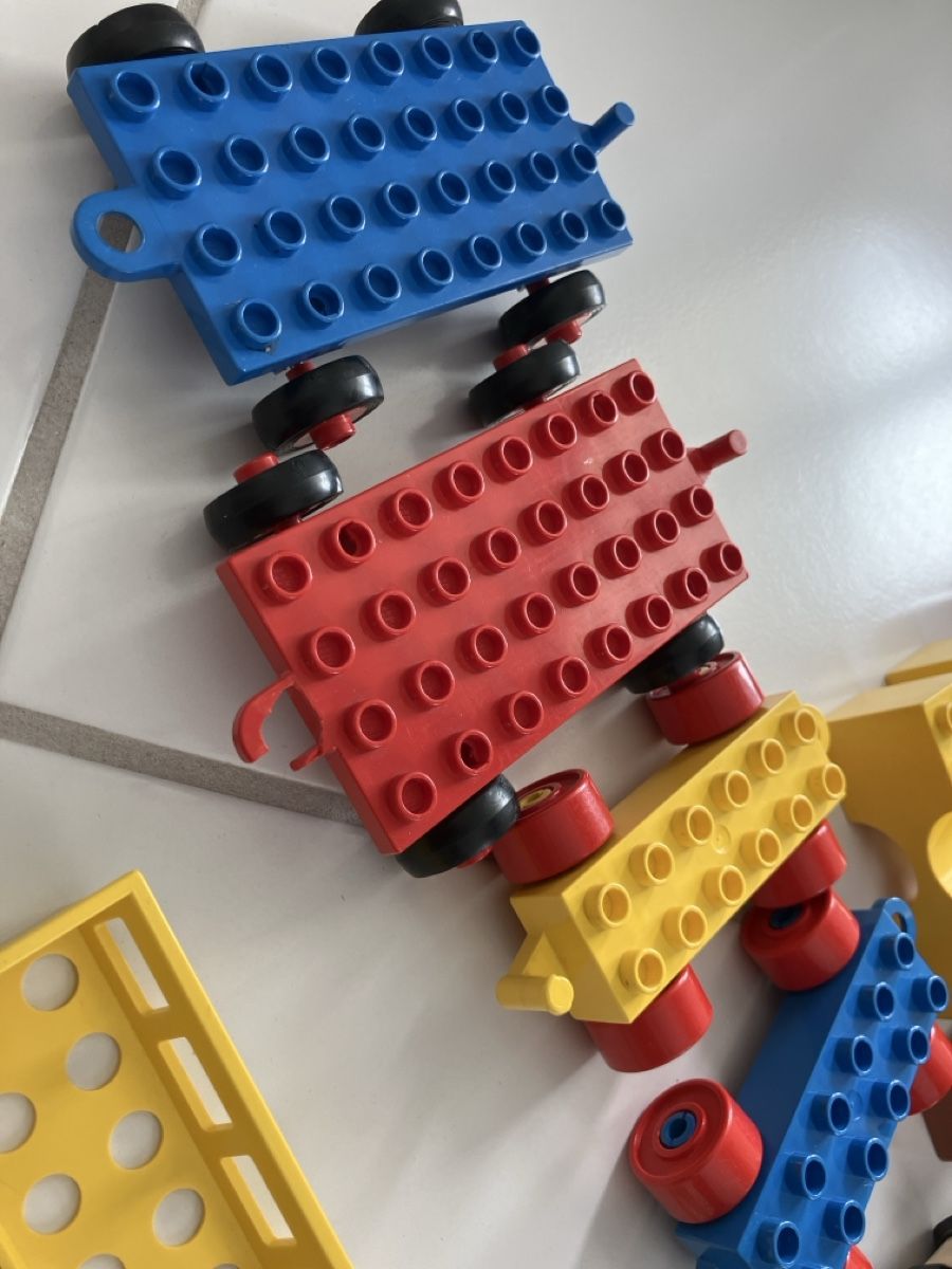 Lego Giocattoli: Lego Duplo, diverse Teile und Bausteine – Usato da Zürich venduto da Birkhofer 2