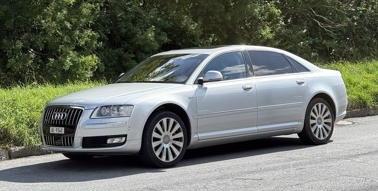 Audi Automobili: Audi A8 L W12 quattro – Usato da Appenzell venduto da audikus