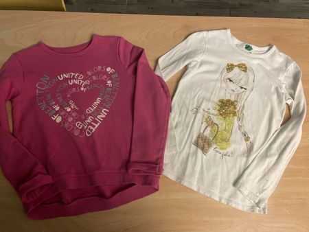 2 Mädchen Benetton Pullover Gr. 130