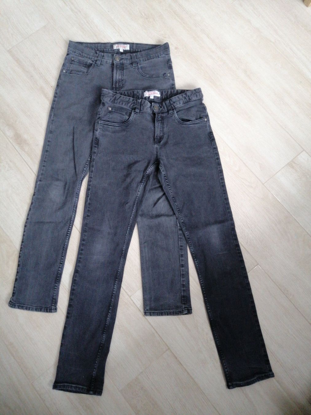 C&A Pantaloni: Jeans 2 Stk. Gr. 170 – Usato da Birmensdorf ZH venduto da Ducati025