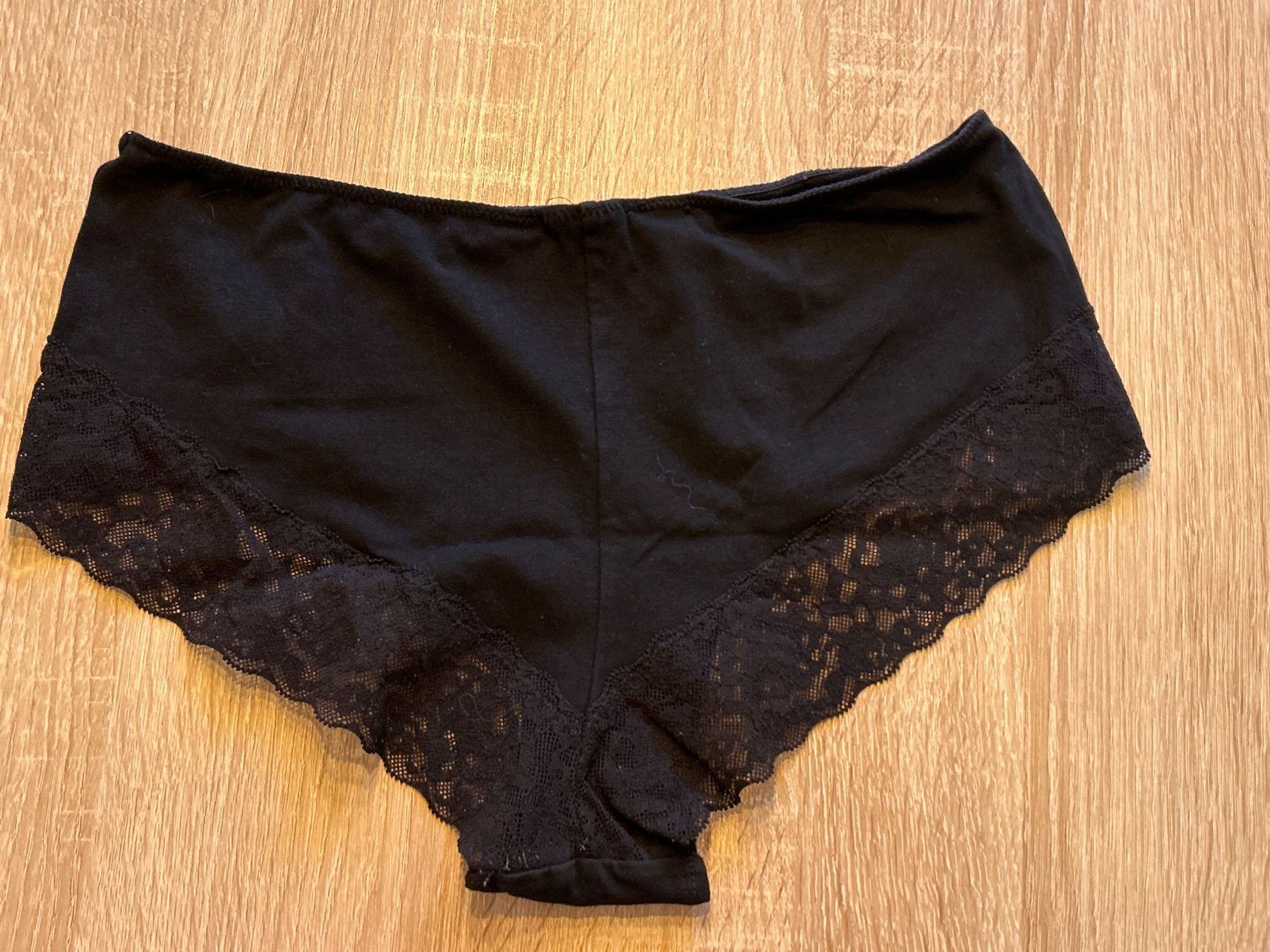 Altra biancheria intima: 3 Slip mit Spitzen schwarz – Usato da Brunnen venduto da Nala2929 6