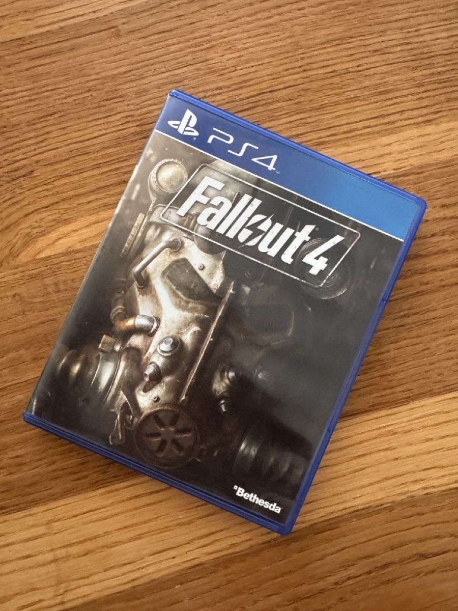 Sony Spiele: Fallout 4 PS4 – Gebraucht aus Bern von Roynsky