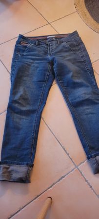 Nile jeans S . En parfait  état.