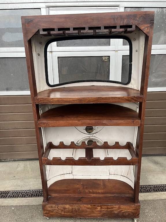 Allestimento di negozi e stand fieristici: Meuble bar Tuk Tuk – Usato da Romainmôtier venduto da Commodore 3