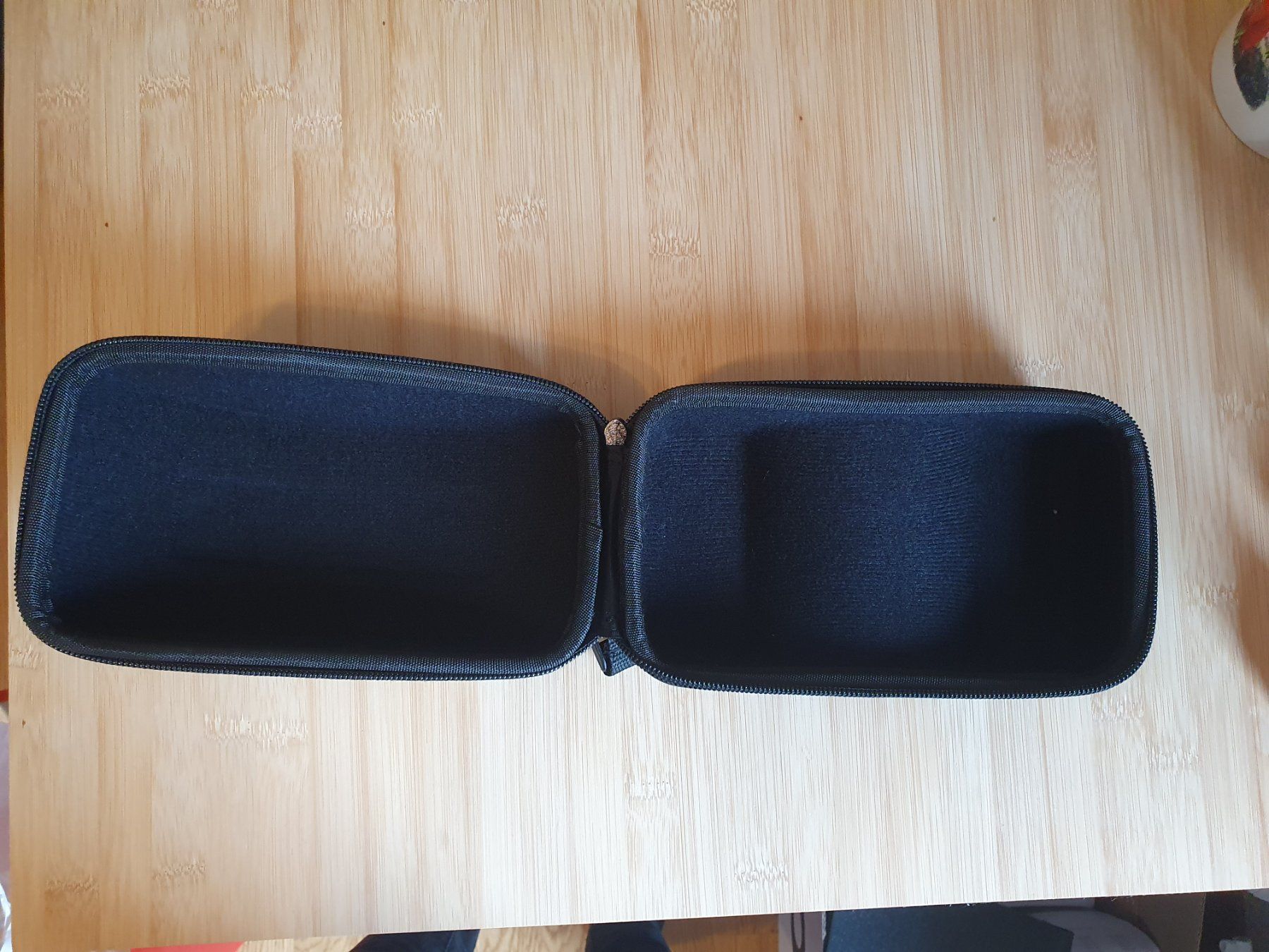 Altro in  Abbigliamento & Accessori: Hülle für Skibrille - Hard-Case – Usato da Bern venduto da NilsMosi 3
