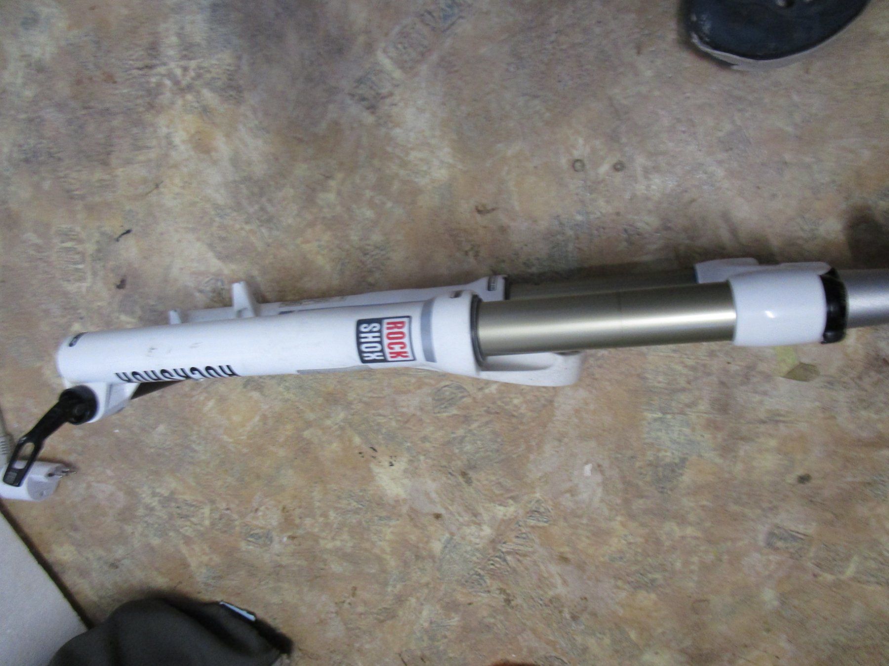 Pezzi di ricambio: RockShox Gabel 26" 140mm DEFEKT – Usato da Ottikon venduto da Locomotive01 1