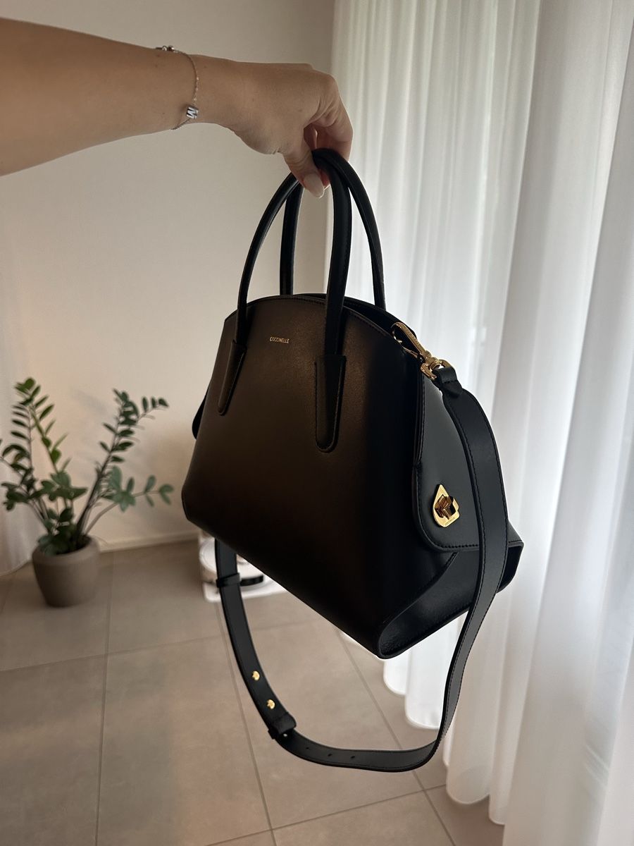 Coccinelle Borse da donna: Neue Coccinelle Ledertasche – Nuovo e nell'imballaggio originale da Chur venduto da moreforless_ 2