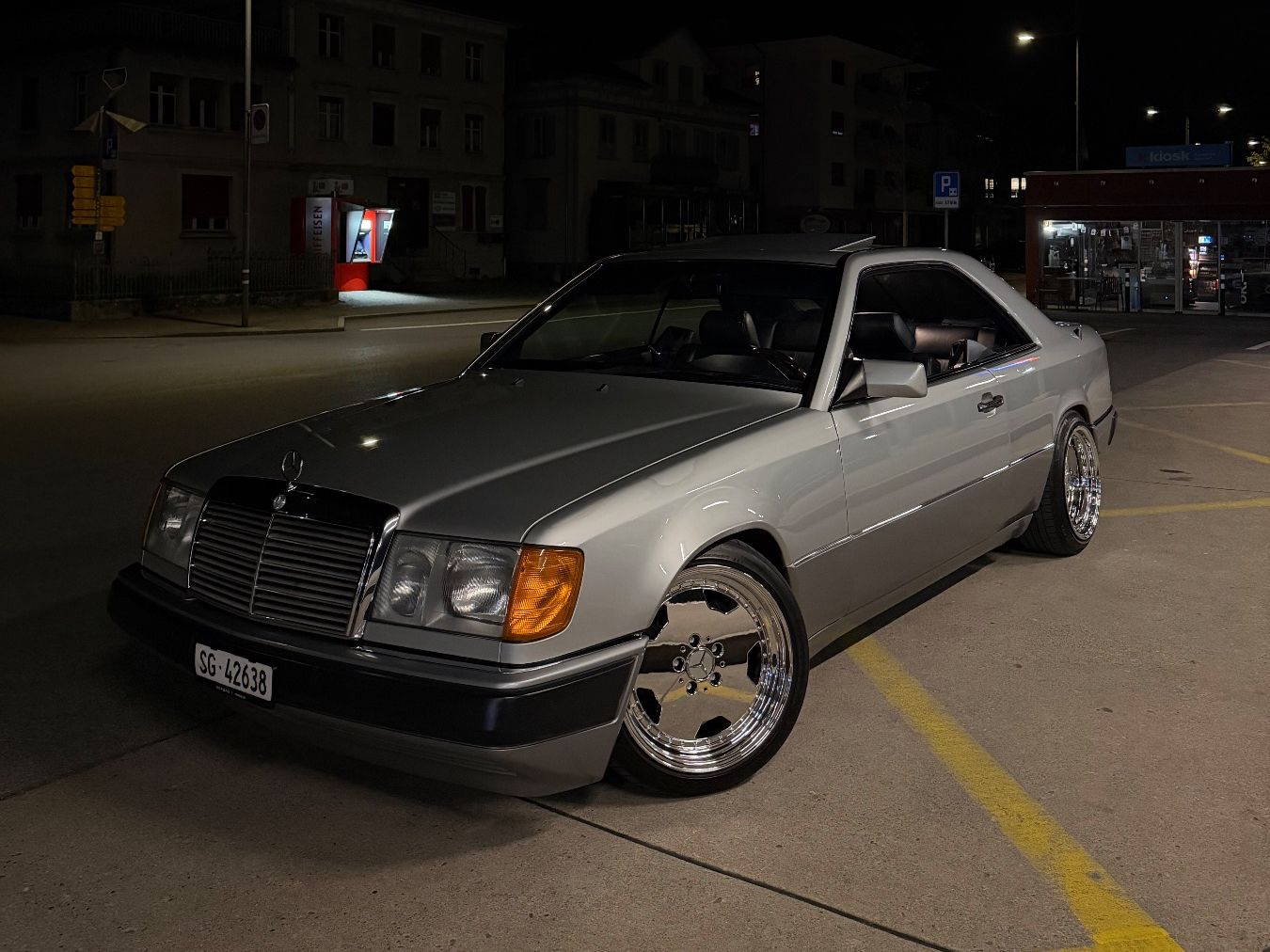 Mercedes-Benz Automobili: Mercedes 300CE 24V C124 – Usato da Bronschhofen venduto da SezoCarsector