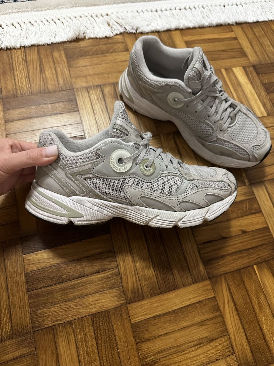 Adidas Scarpe da donna: Adidas Astir Sneakers  – Usato da Dübendorf venduto da din_dl9l 1