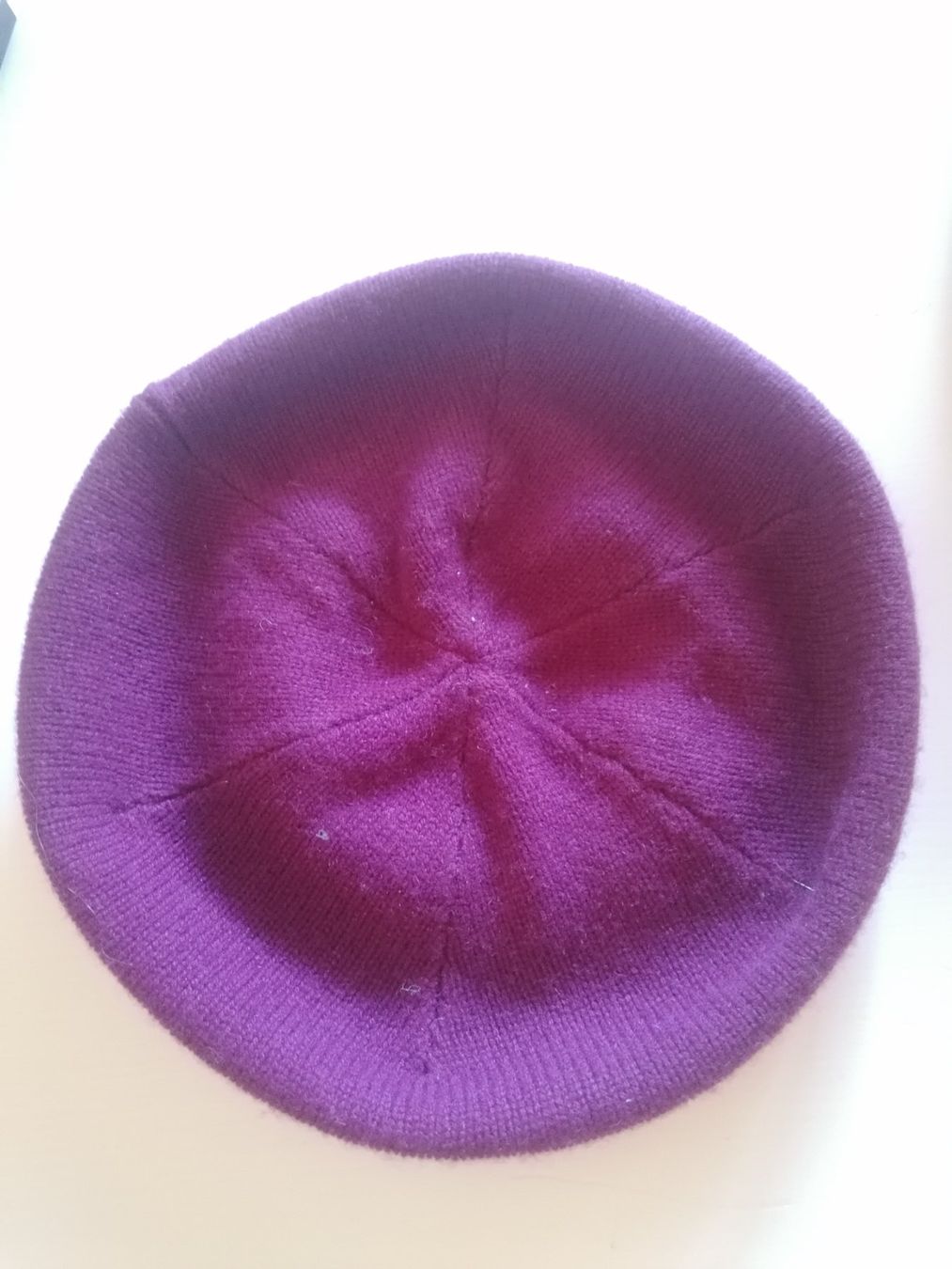 Copricapi, berretti & cappellini: Barette 100% Kaschmir violett – Nuovo (secondo la descrizione) da Marbach LU venduto da BitsAndBobs 2
