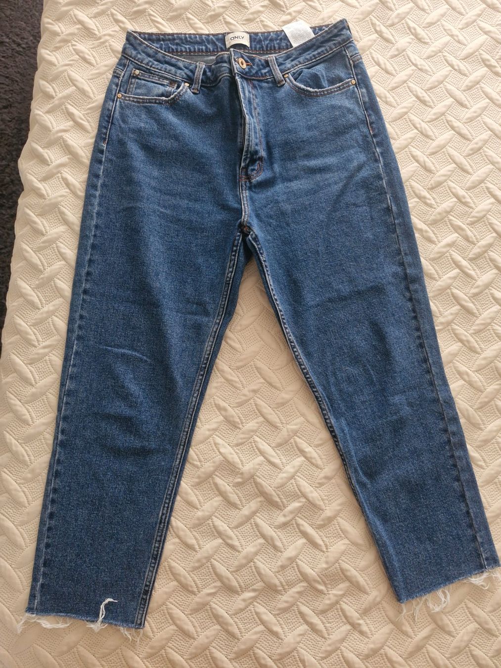 Jeans: ONLY Mom Jeans / MANGO Paperbag Hose – Gebraucht aus Affoltern am Albis von and_w2gp