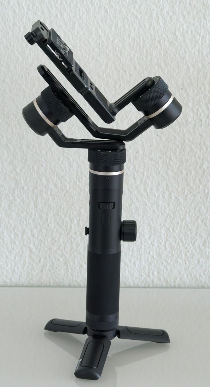 Treppiedi & Teste: Stabilisateur FeiyuTech G6Plus – Usato da La Tour-de-Trême venduto da Patlanz