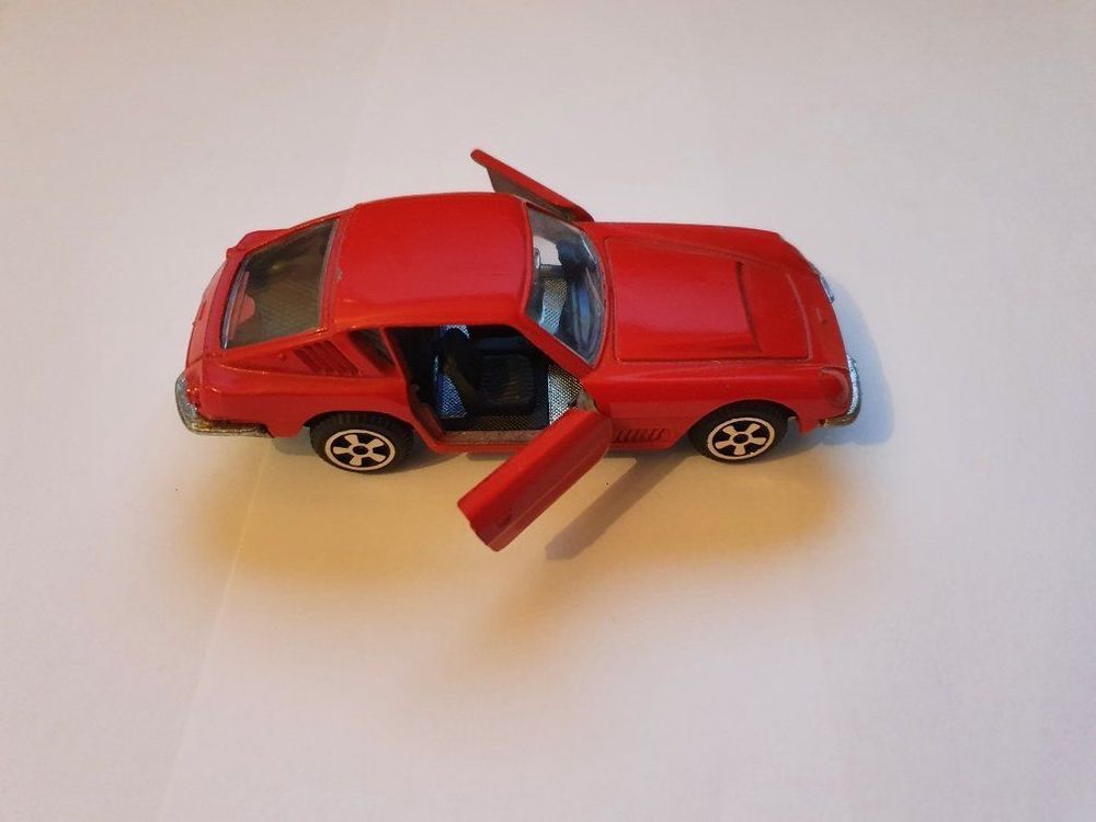 Miniature Politoys 1/43 - Aston Martin DBS - Collection - Bon état