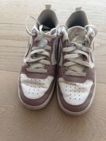 Nike Turnschuhe 38 gewaschen