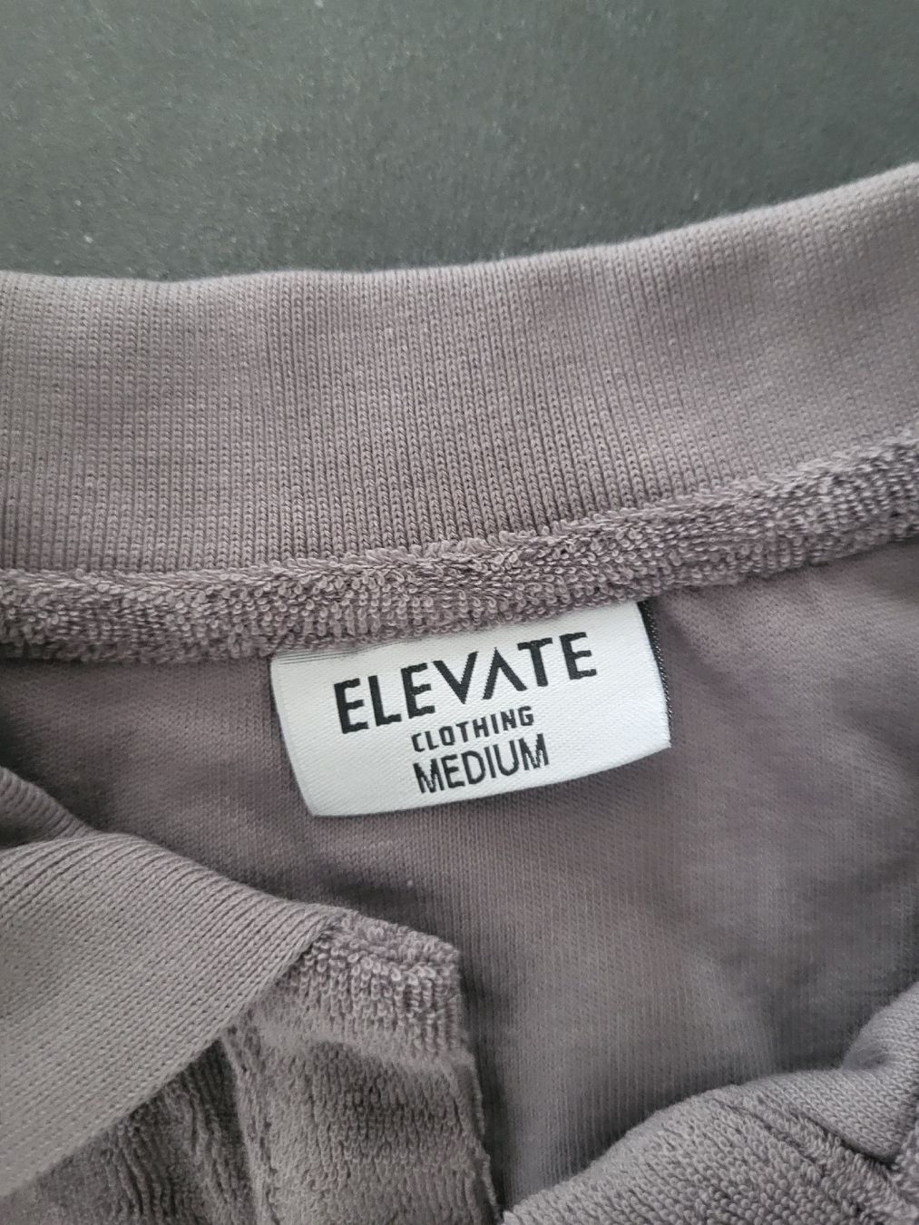 Magliette Polo: Poloshirt, Elevate, Grösse M – Nuovo (secondo la descrizione) da Büsserach venduto da Fairprice_83 1