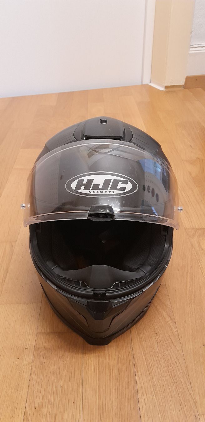 HJC Helme & Visiere: Motorradhelm – Gebraucht aus St. Gallen von bookworm142