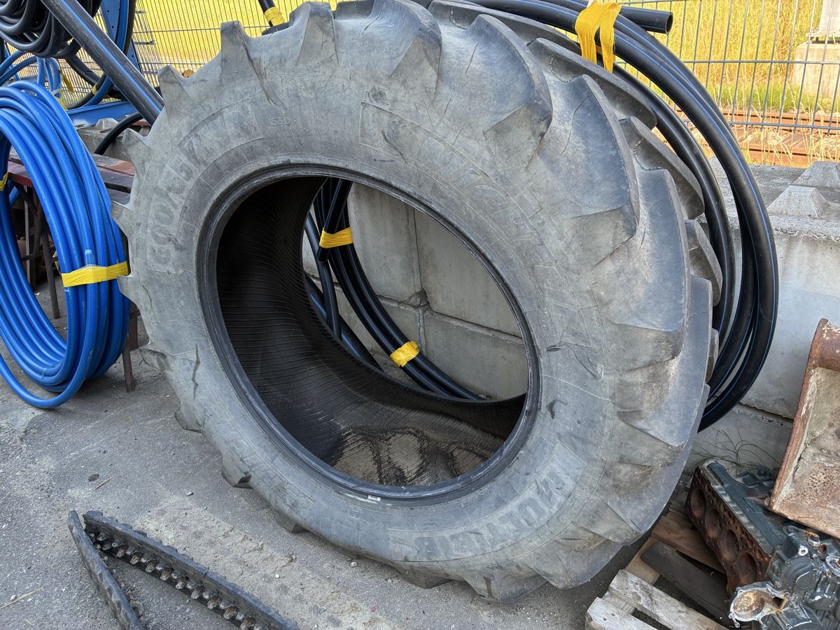 Michelin Pneus & Kompletträder: 1x Pneu Michelin 600/65R38 – Gebraucht aus Lanzenhäusern von motor01