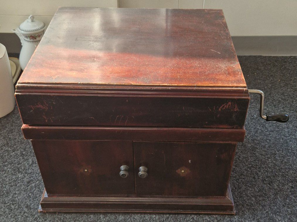 Giradischi: Antiker Grammophon, Made in Germany – Usato da Regensdorf venduto da Beeker 4