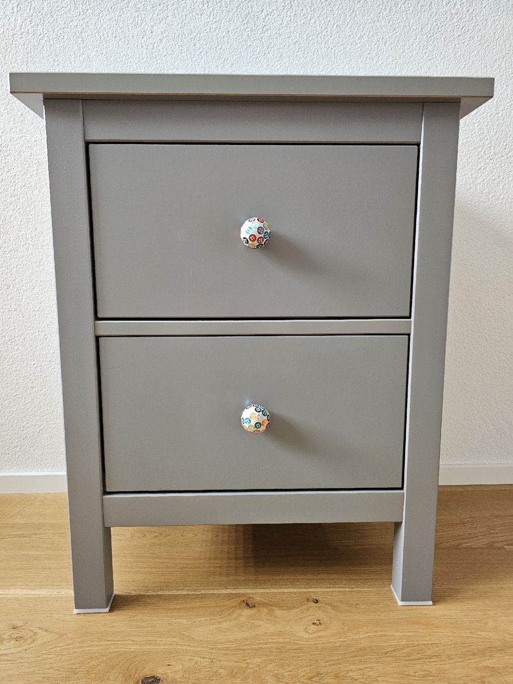Nachttische: 🟩Kleine Kommode oder Nachtisch 🟪 – Gebraucht aus Amriswil von addoro