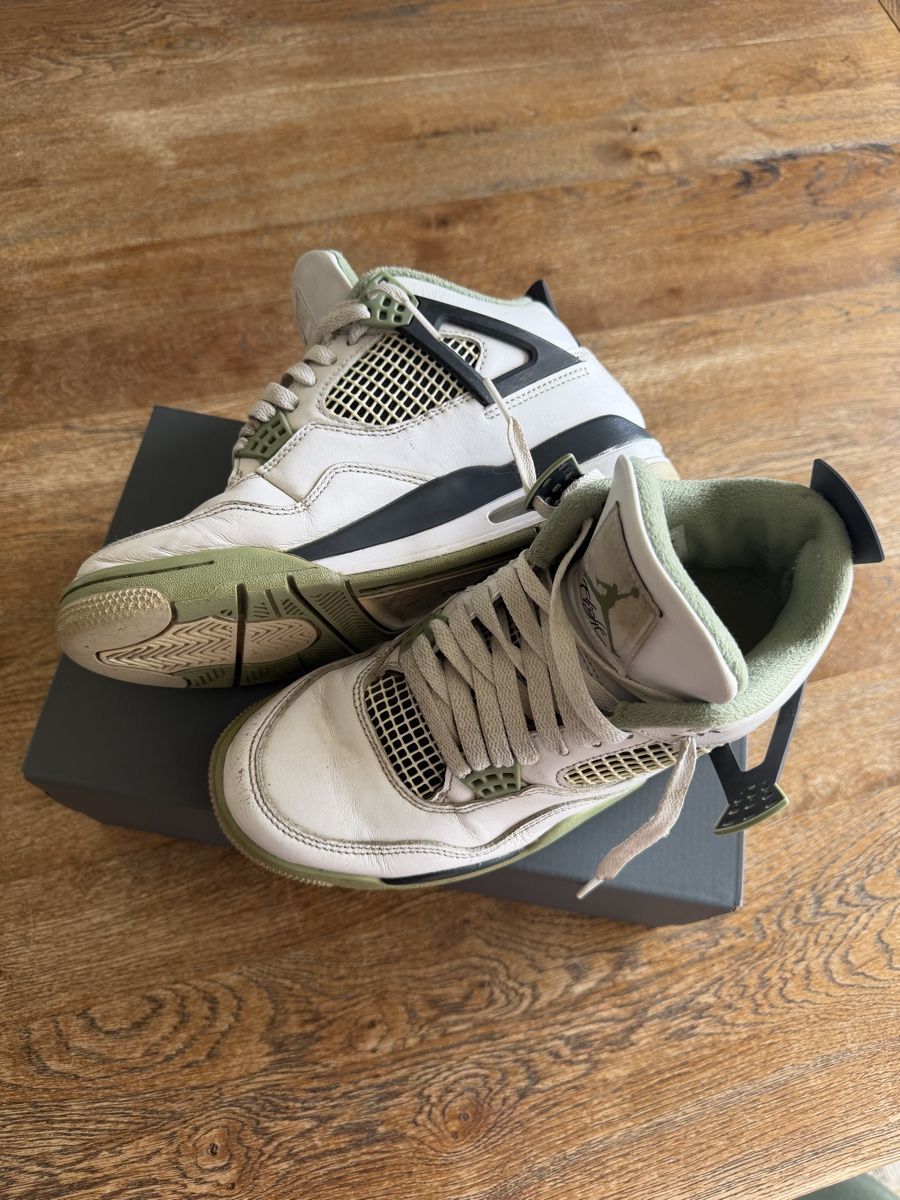 Jordan Scarpe da uomo: Nike Air Jordan 4 – Usato da Zürich venduto da Garfield80 2