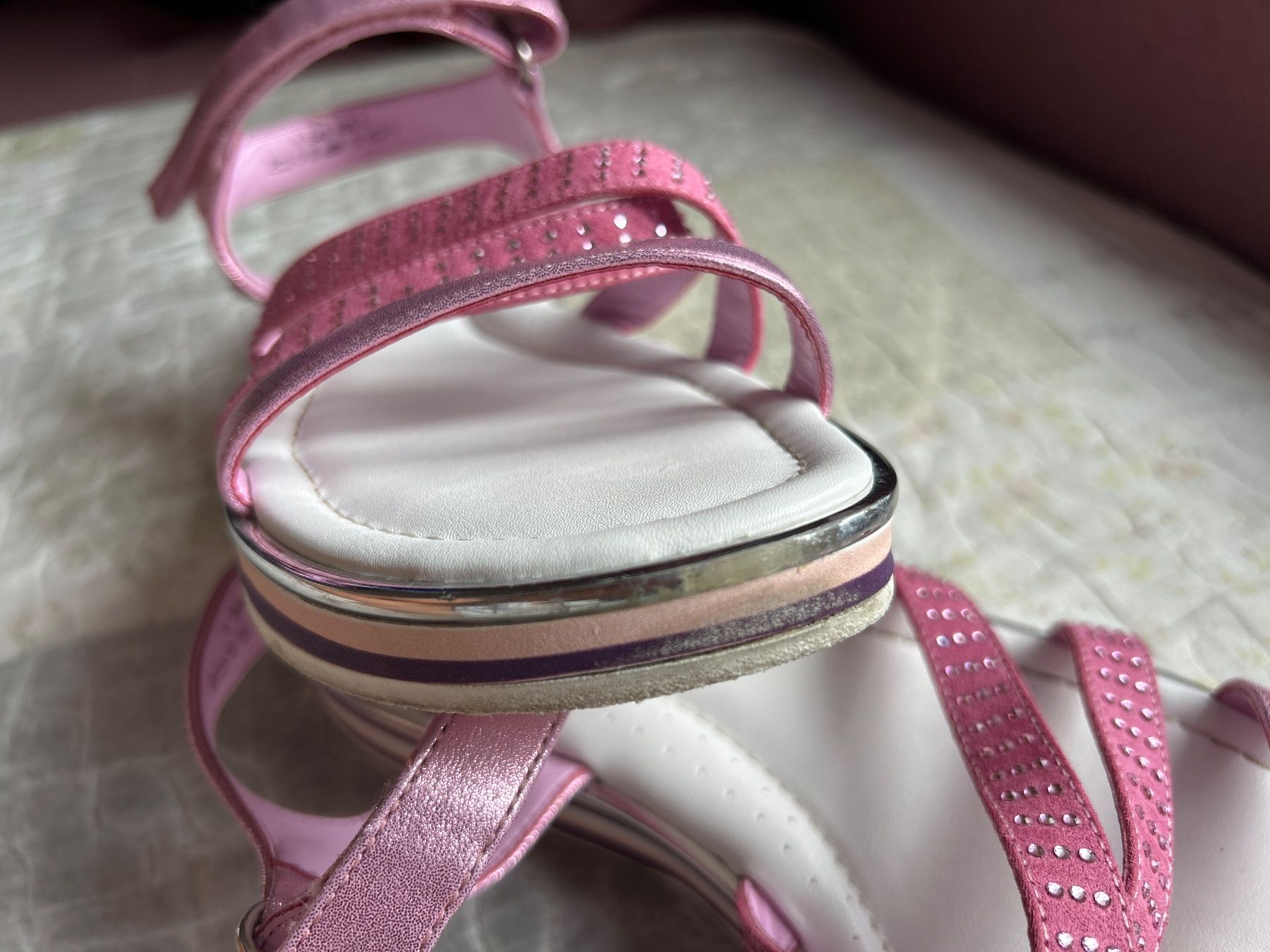 Esprit Scarpe per ragazze: Esprit Sandaletten Mädchen Grösse 36 – Usato da Urdorf venduto da sve_8yvj 4