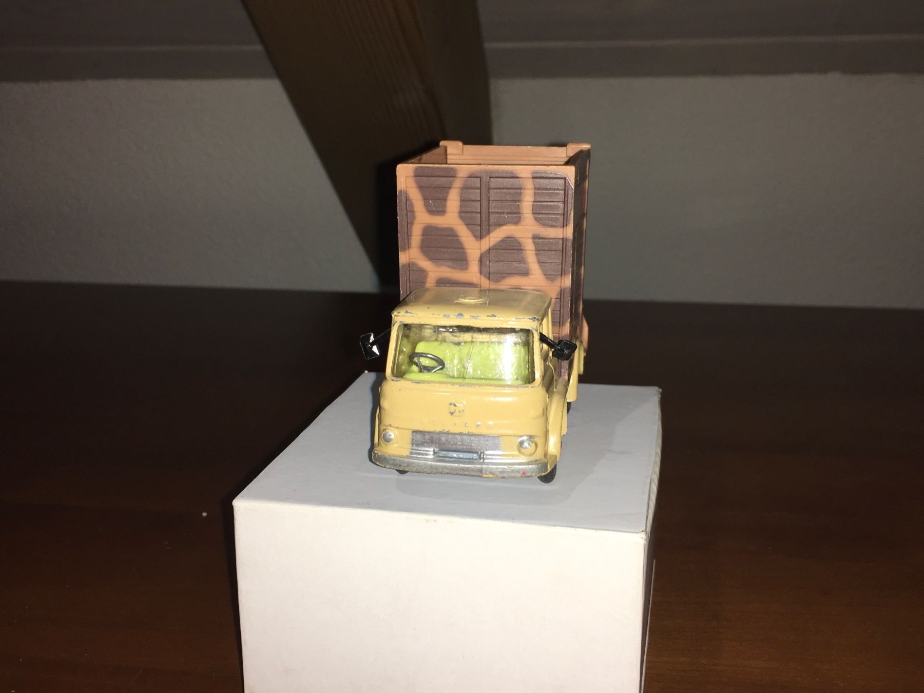Corgi Toys Modellini d'auto: Bedfort Tractor Unit. - Corgi Toys – Usato da Wohlen AG venduto da PrivatSammlung 3