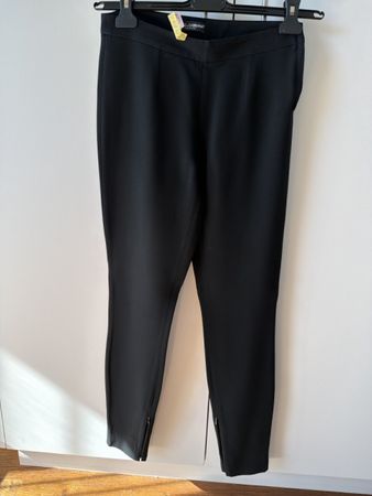 Dolce & Gabbana Hose schwarz Grösse 36 mit Reissverschluss