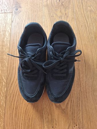 schwarze zara sneakers Gr. 38