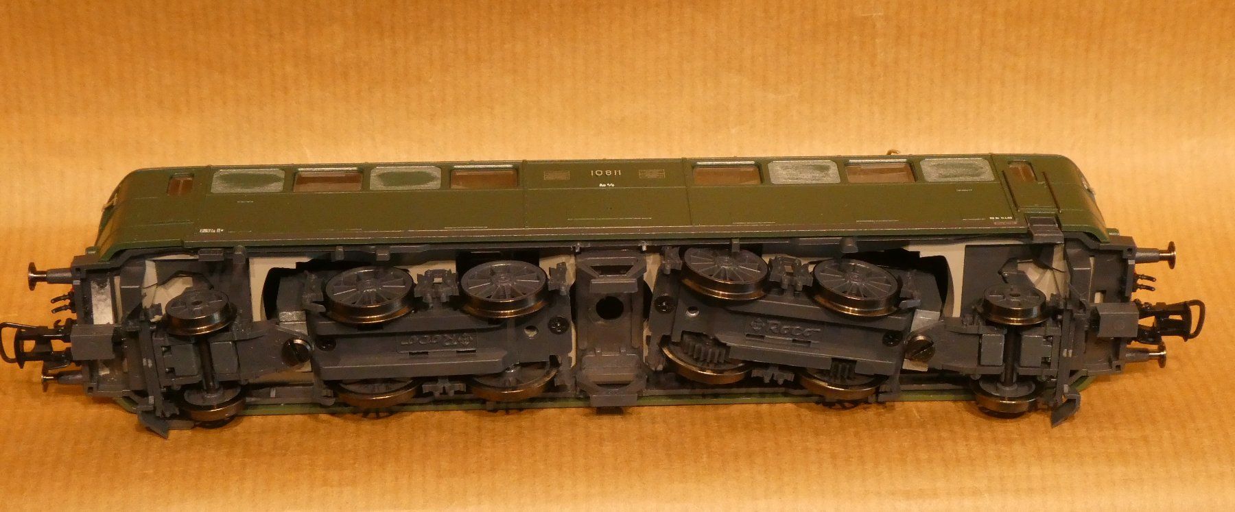 Roco Modellini di ferrovie: Roco SBB Ae 4/6 Gotthardlok DUMMY – Nuovo e nell'imballaggio originale da Muri b. Bern venduto da Malagueno 7