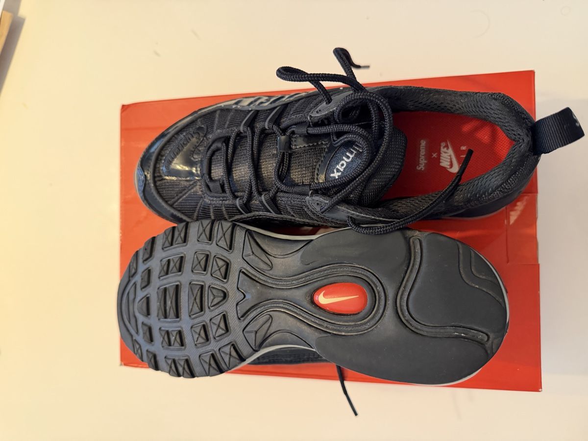 Nike Chaussures hommes: Nike Air Max 98 Supreme – D'occasion à Wetzikon ZH par Alioc66 4